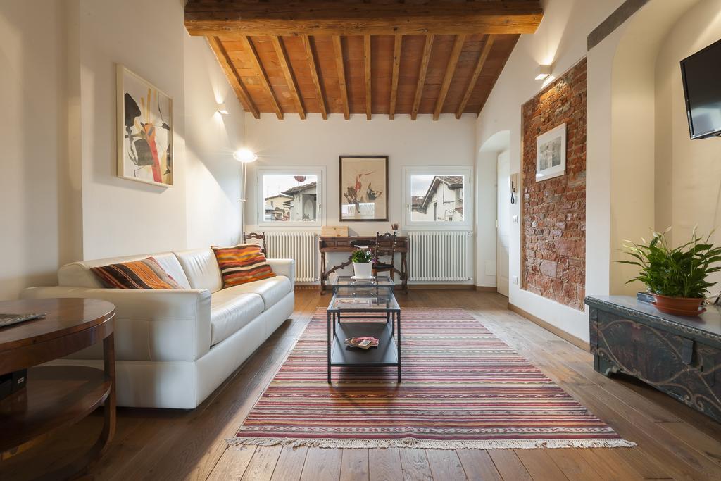 Апартаменты Poet'S Santo Spirito Apt. Флоренция Экстерьер фото