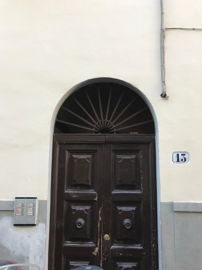Апартаменты Poet'S Santo Spirito Apt. Флоренция Экстерьер фото